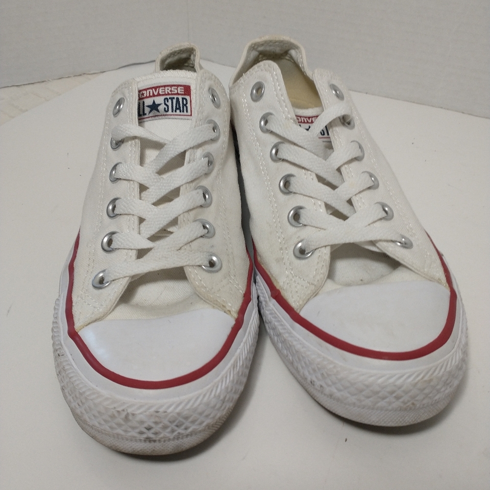 Converse All Stars White and Red Low-Top Sneakers, Euro Size 39.5, US Size 8.5 - Picture 2 of 8